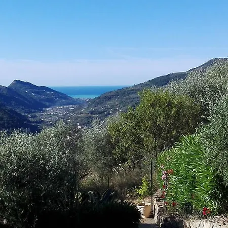 Aqua Dulza Bed and Breakfast Dolceacqua